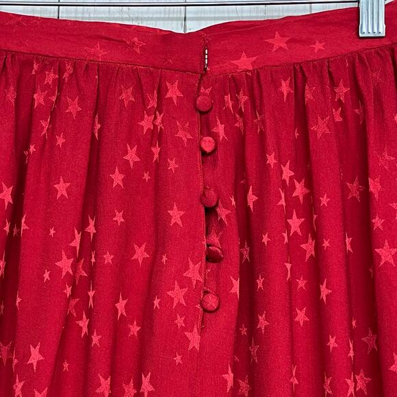 Handmade Red Flowy Star Graphic Midi Pleated 4th Of July Lightweight Skirt - Picture 4 of 8